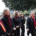 Warm-Up vor der Kirche